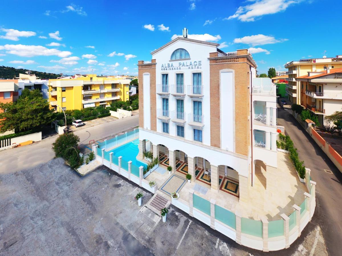 Residence Hotel Alba Palace Alba Adriatica Buitenkant foto